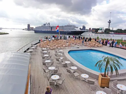 156-ROTTERDAM af ss ROTTERDAM aankomst NIEUWE ROTTERDAM DSC00789